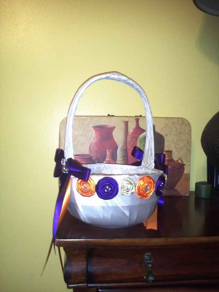 Flower girl baskets... Why are they all so small?!