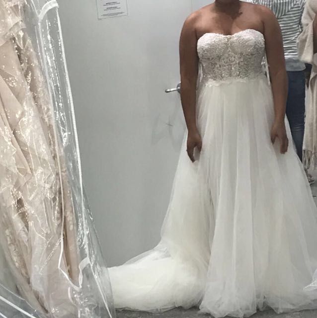 2 dresses .... Which one looks better - 3