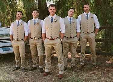 Help! Groomsmen attire??