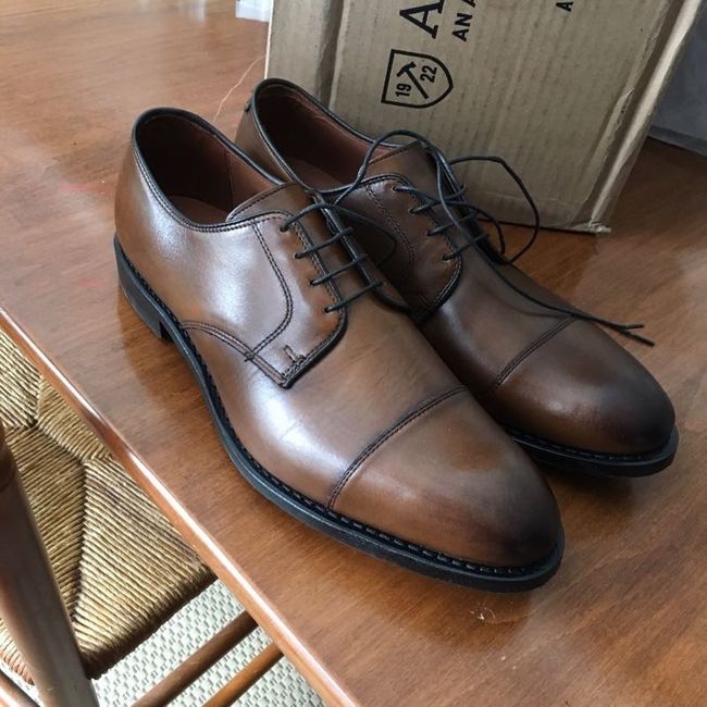 show me your shoes!