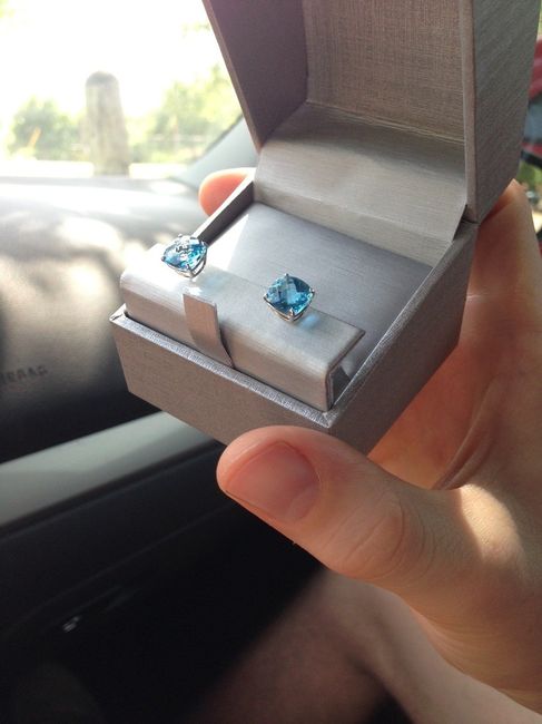Let's see your earrings!