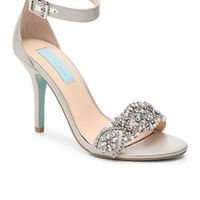 Show me your wedding shoes! - 1