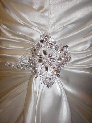 i ordered my dress today, and i have pics.