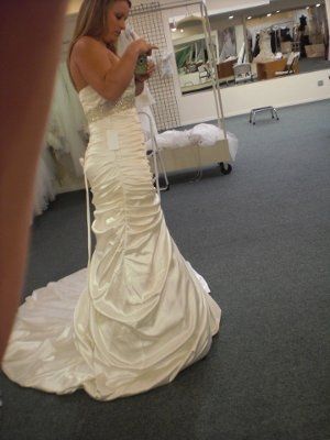 i ordered my dress today, and i have pics.