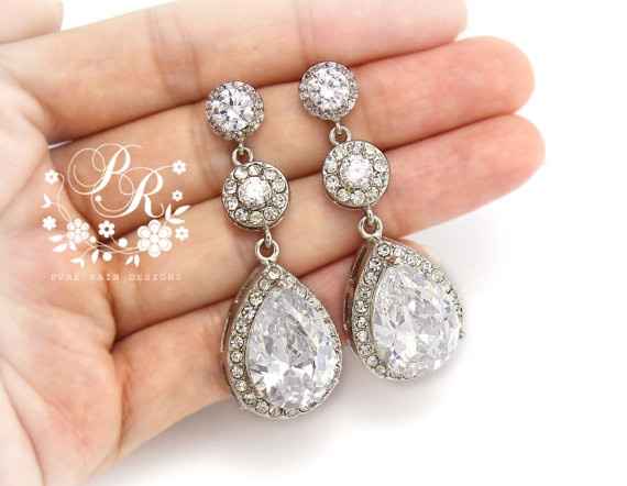 Jewlery for the dress