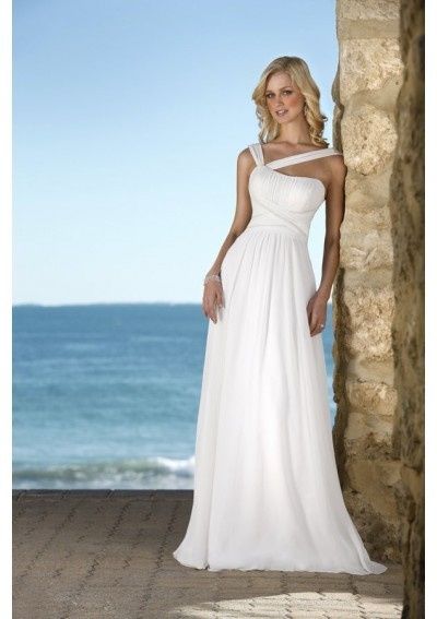 What kind of dress for a beach wedding??