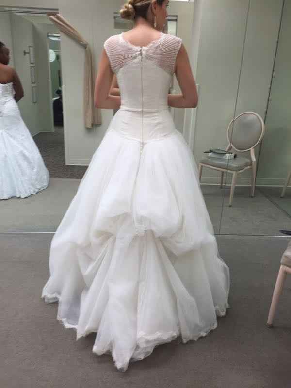 Bustle woes. Can't decide.