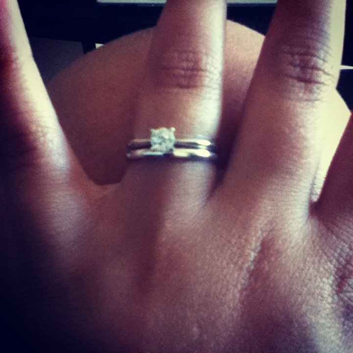 Post your engagemnet ring and jewelry's photo