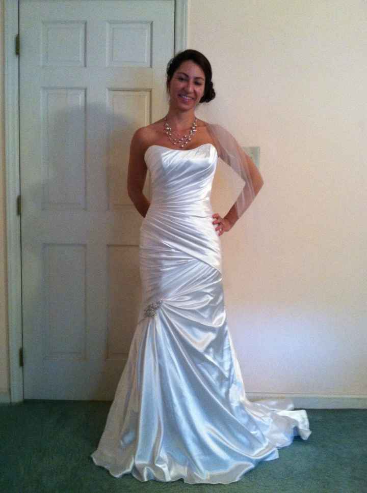 I am in love!-with a dress that is and my FH of course!!!!