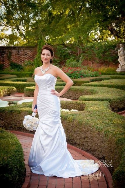 Show me your sashless dresses!!