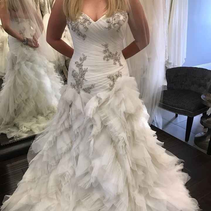I wanna see your wedding dress!