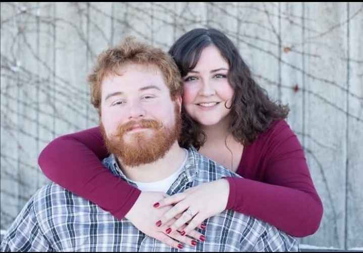 Engagement Photo Outfits - 2