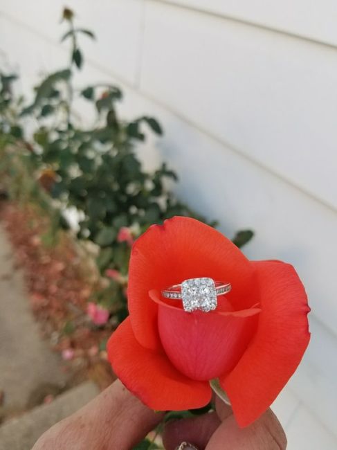 Show me... your halo engagement rings!! 💍 4