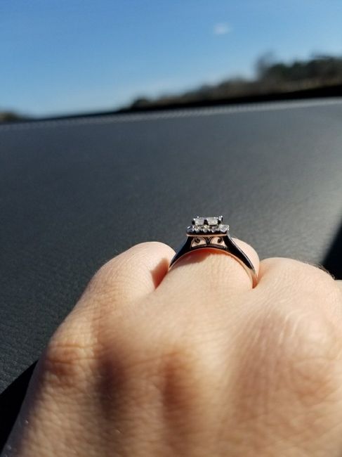 Show me... your halo engagement rings!! 💍 5