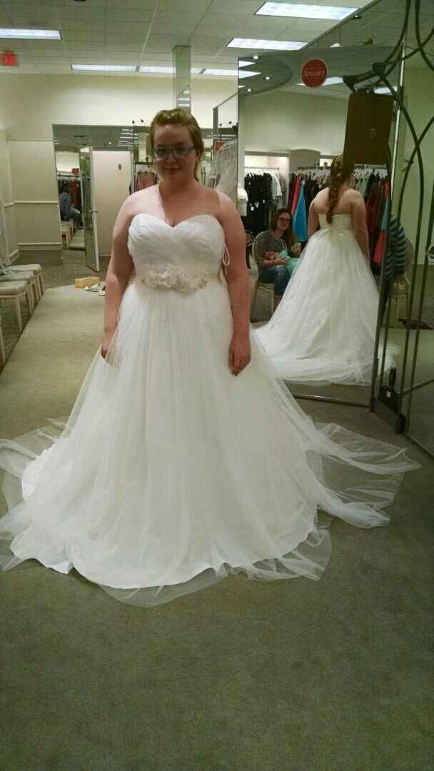 Ok ladies... Drop a pic of your BEAUTIFUL DRESSES