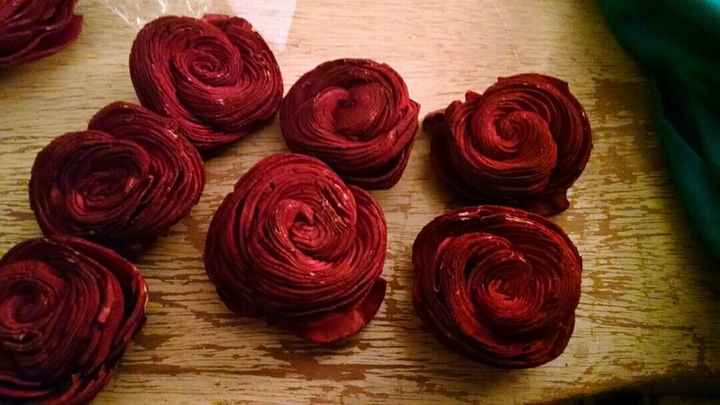 Has anyone used Eco Flowers for their wedding? Post your pics!