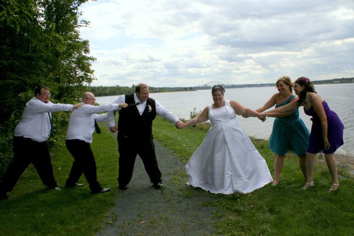 May I see your wedding portraits? (For those who are already married)