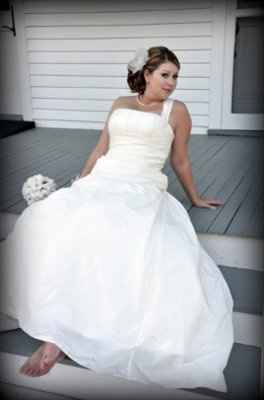 Married and Pictures :)