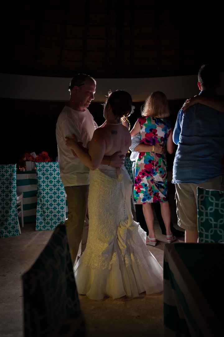 OH HEY.  Pro-pics from my DW.