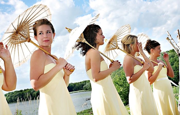 This instead of that. (Wedding photographers, I need your input)