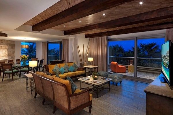 Tell me about your bridal suite...