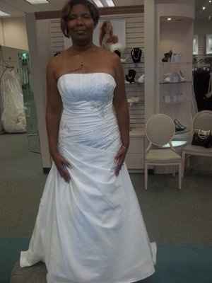 bought my dress today (with pictures) lets see yours :)