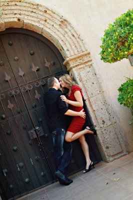 Let's see all of the bride's with their grooms!