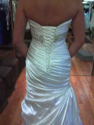 My dress is here! **PICS**