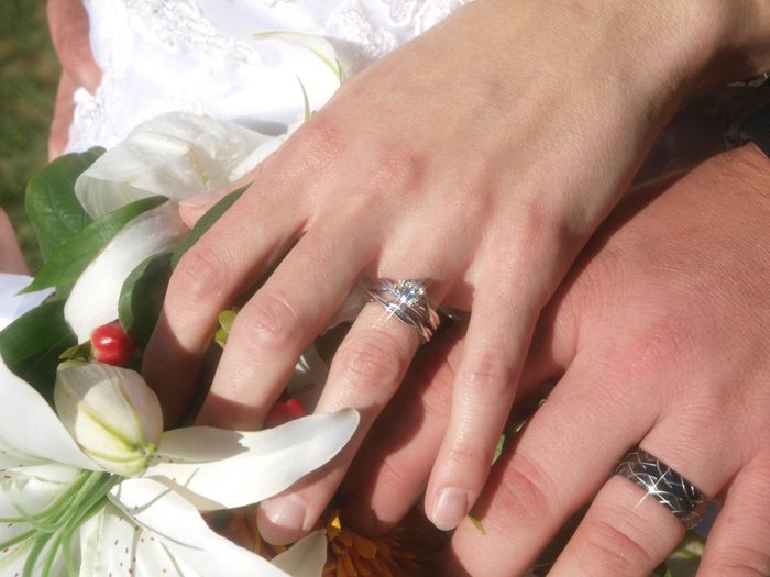 HELP! Wedding bands & MOB