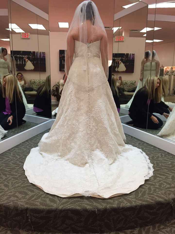 Is this shadow on my dress normal?