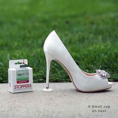 shoe with heel protector