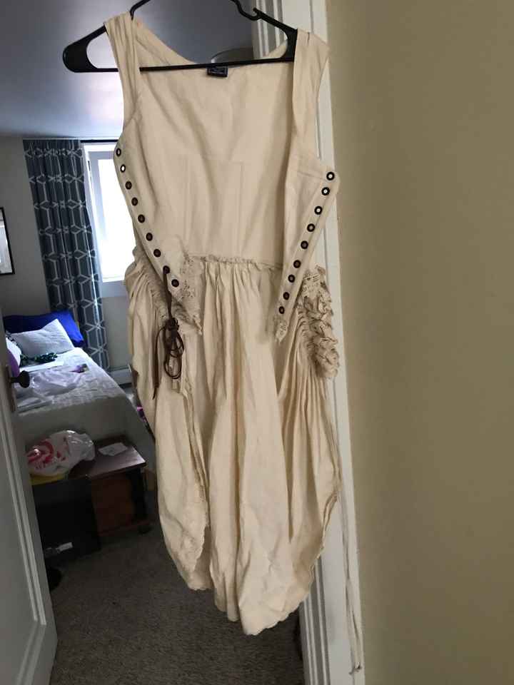 Boudoir question / cleaning corset - 1