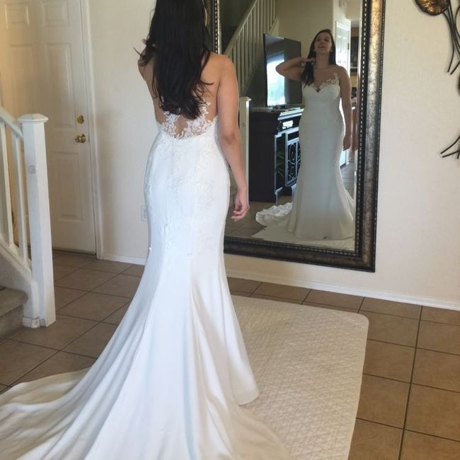 Ok ladies... Drop a pic of your BEAUTIFUL DRESSES