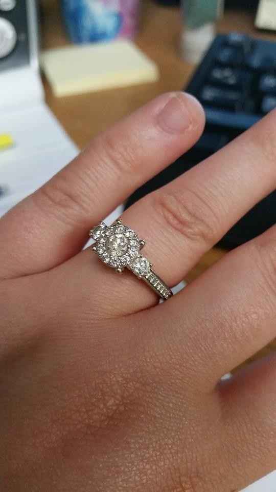 We haven't had any ring porn in awhile...