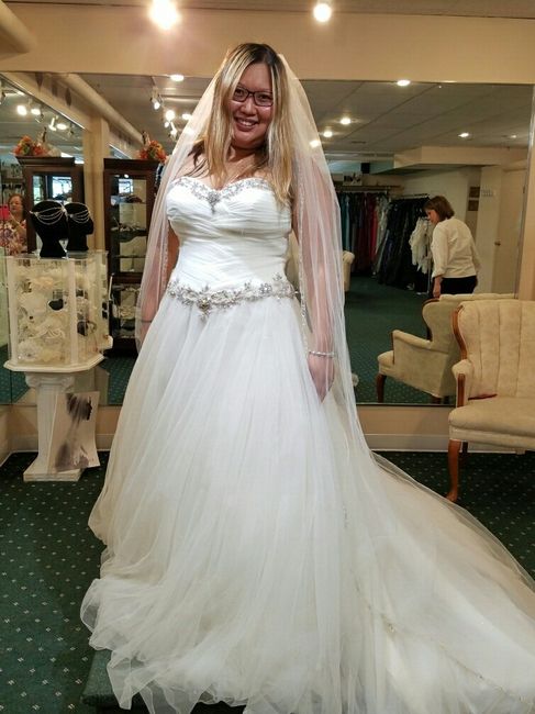 What dress do you like better?