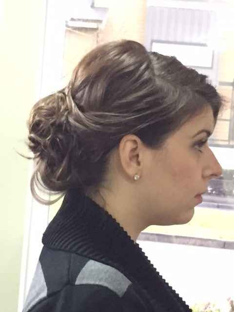 can i see pics of your wedding day makeup!!