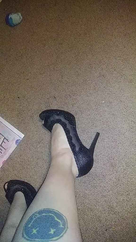 Curious what everyone's wedding shoes look like? - 1