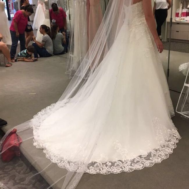 What kind of bustle?