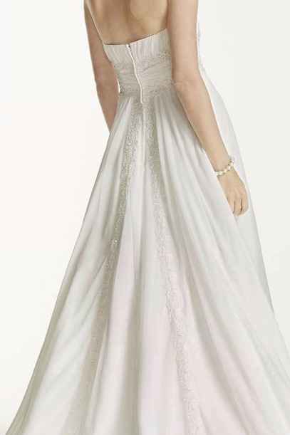 Going to show off my DRESS!!