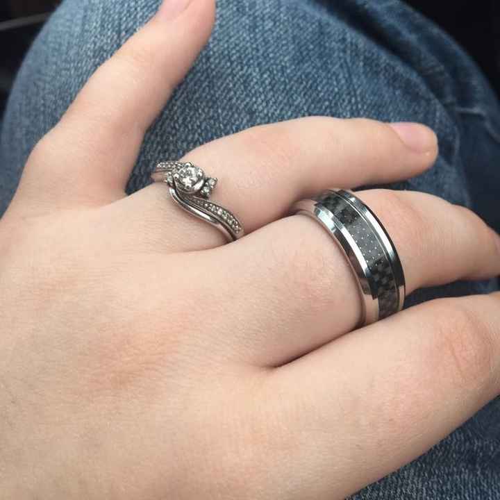 Let's see those rings! And for the Mrs lets see the bands with it ! I LOVE seeing everyone's bling:)