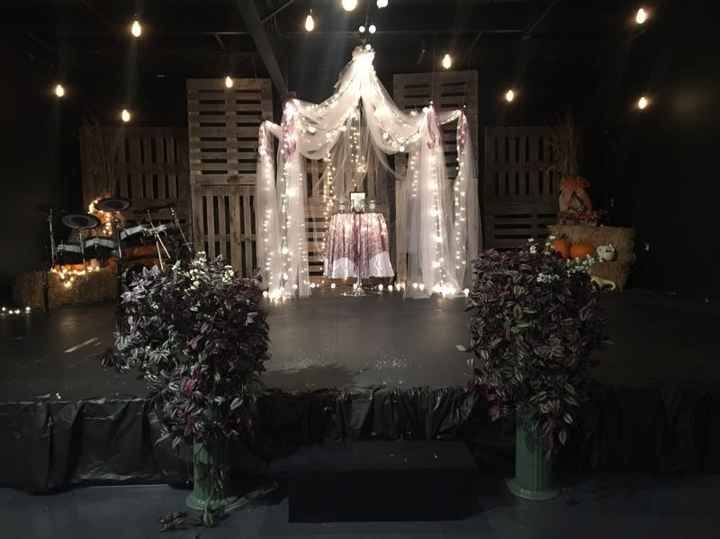 The church is decorated!!