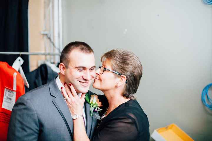 Pro-BAM!!! Very picture heavy and advice for future brides/grooms!