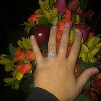 Brides of 2022! Show us your ring! - 1