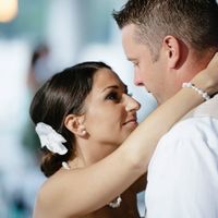 Wedding pics are here :)