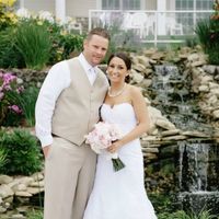 Wedding pics are here :)