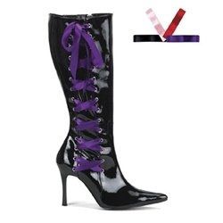 anyone wearing boots under their dress??