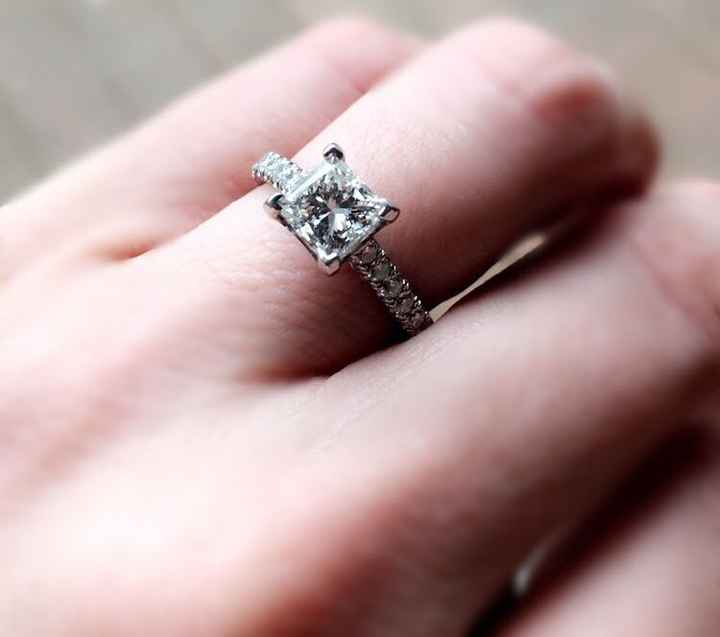 Show off your solitaire ring! 💎 - 1