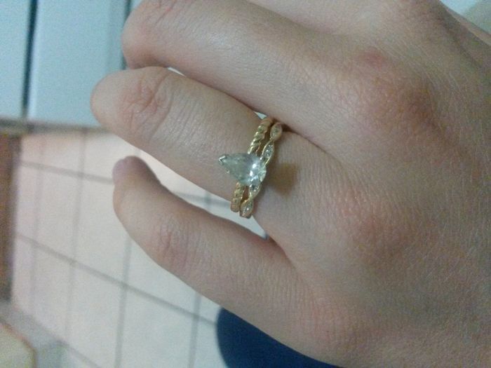 Show me your wedding band!