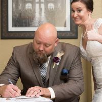 Is it possible to rent a brown suit!?