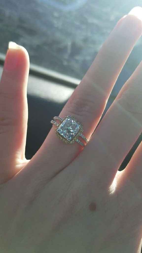 Feel free to leave  a comment if you like my ring (pic heavy) - 1